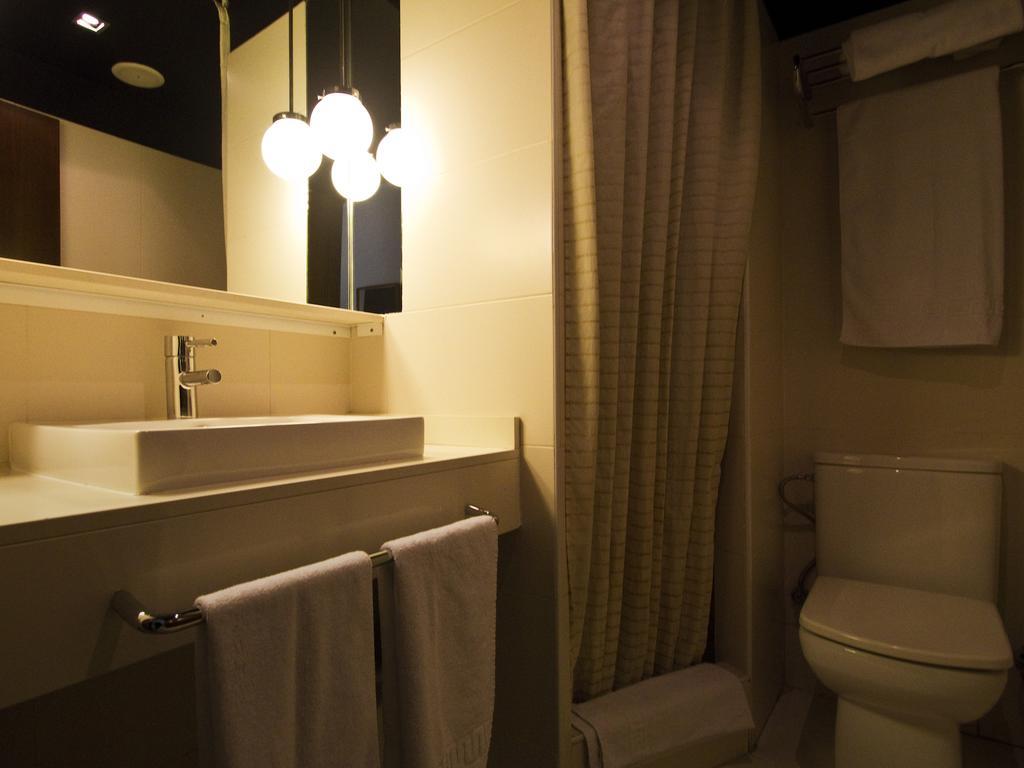 Hostal Badaloni Badalona Szoba fotó