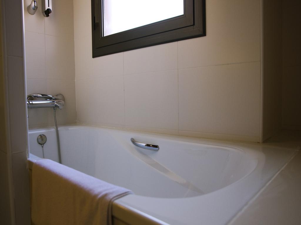 Hostal Badaloni Badalona Szoba fotó